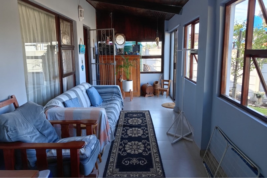 3 Bedroom Property for Sale in Wavecrest Eastern Cape
